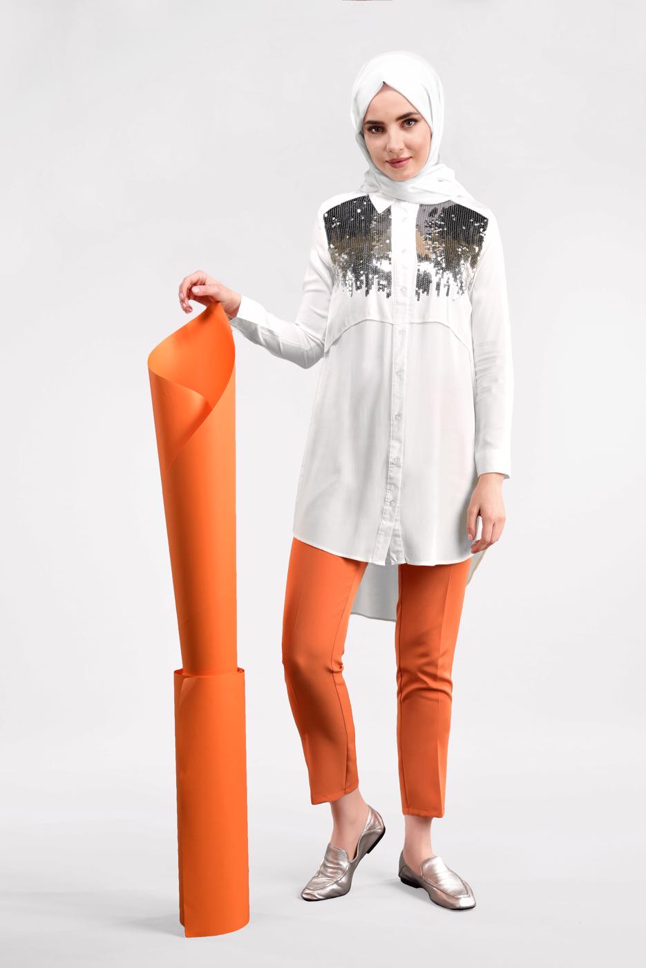 Tesettür giyim KREM RENKLİ PUL PAYETLİ TUNİK 0001