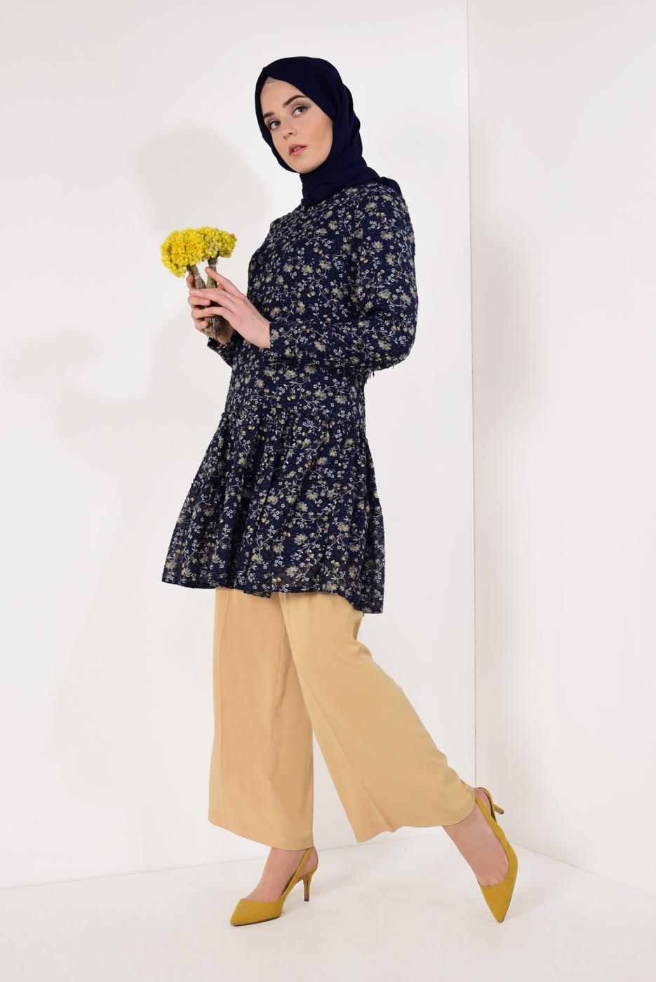 Tesettür giyim LACİVERT ETEK UCU FIRFIRLI ÇİÇEKLİ TUNİK T 0007