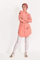 Tesettür giyim PUDRA ETEK UCU SAÇAKLI YAZI BASKILI GÖMLEK T 0829 
