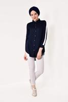 Tesettür giyim LACİVERT KOLLARI ŞERİTLİ ÖNÜ KISA ARKASI UZUN TUNİK 1881