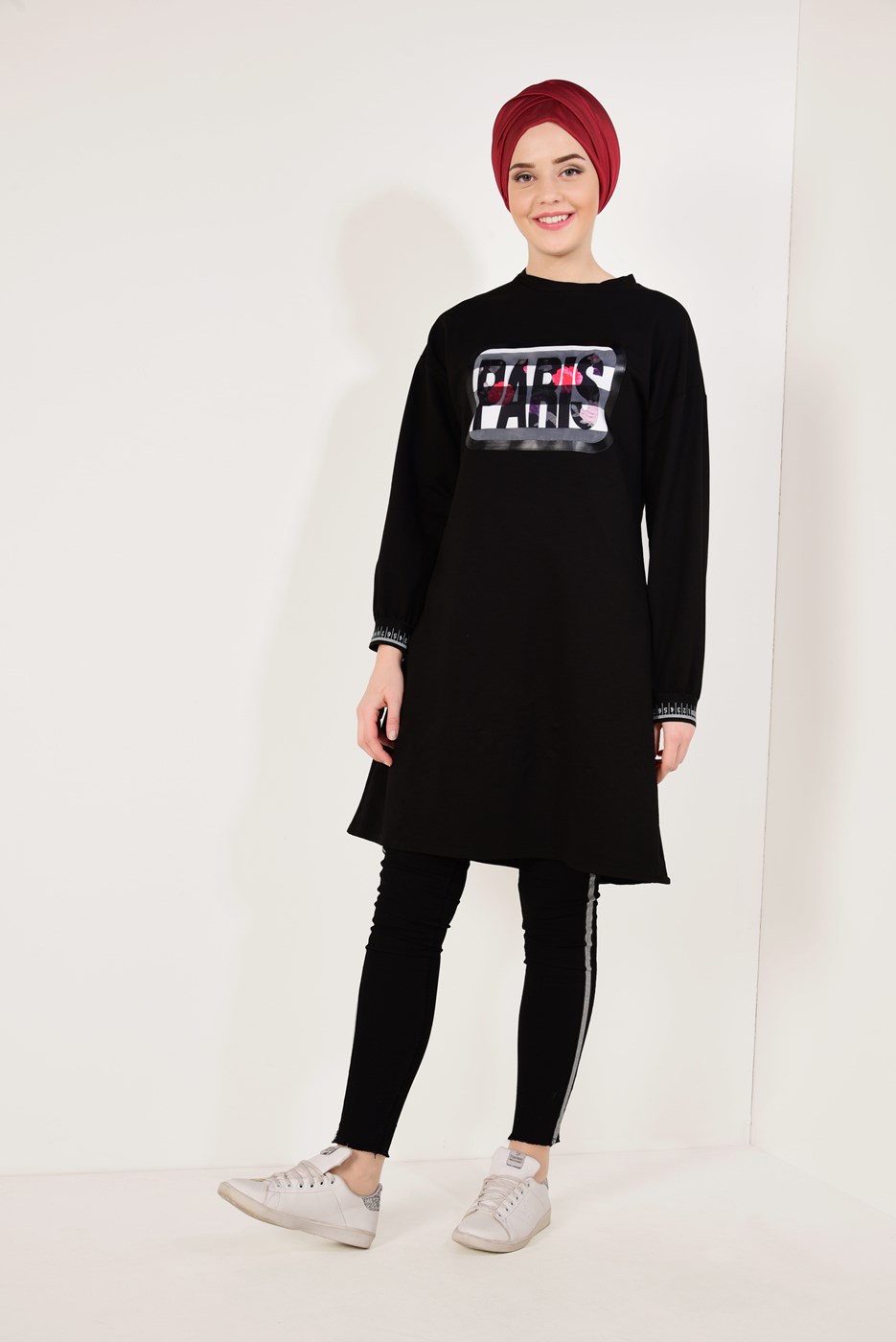 Tesettür giyim SİYAH BASKILI SPOR TUNİK 2157