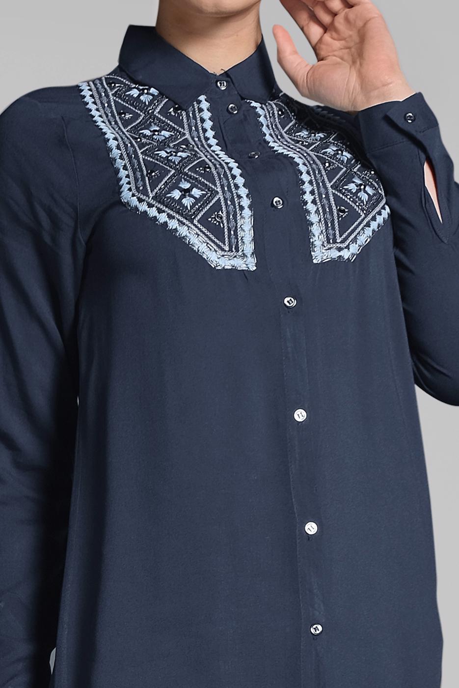 Vêtements hijab BLEU MARINE TUNIQUE EN COTON BRODÉE 2174 