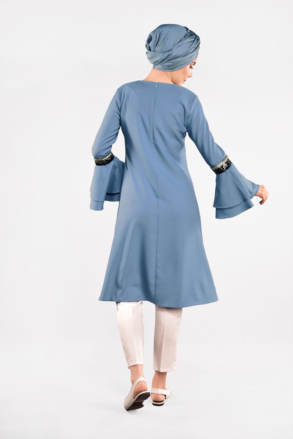 Tesettür giyim MAVİ KOLLARI VOLANLI PUL PAYET DETAYLI TUNİK 2484 