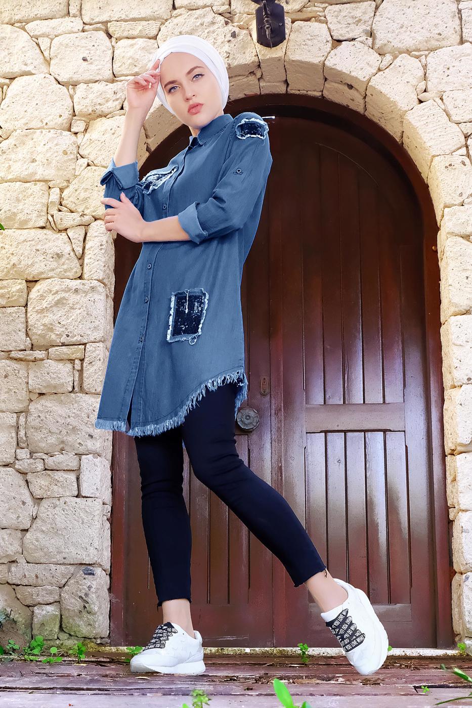 Tesettür giyim LACİVERT ETEK UCU PÜSKÜLLÜ PUL DETAYLI DENİM TUNİK 2505
