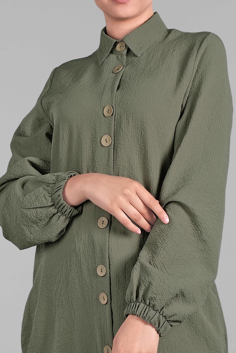 Tesettür giyim HAKİ ETEK UCU BAĞLAMALI DÜĞMELİ TUNİK 3915