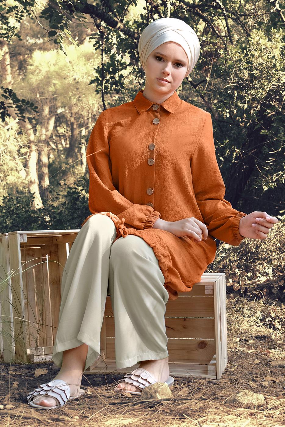 Tesettür giyim KAHVE ETEK UCU BAĞLAMALI DÜĞMELİ TUNİK 3915 