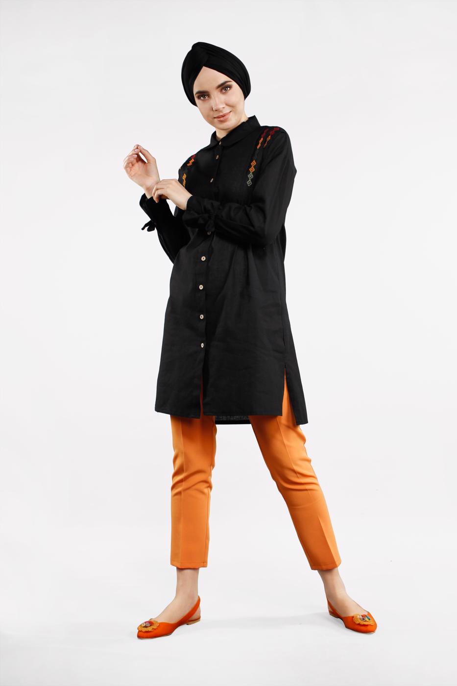 Tesettür giyim SİYAH RENKLİ NAKIŞLI TUNİK 4067