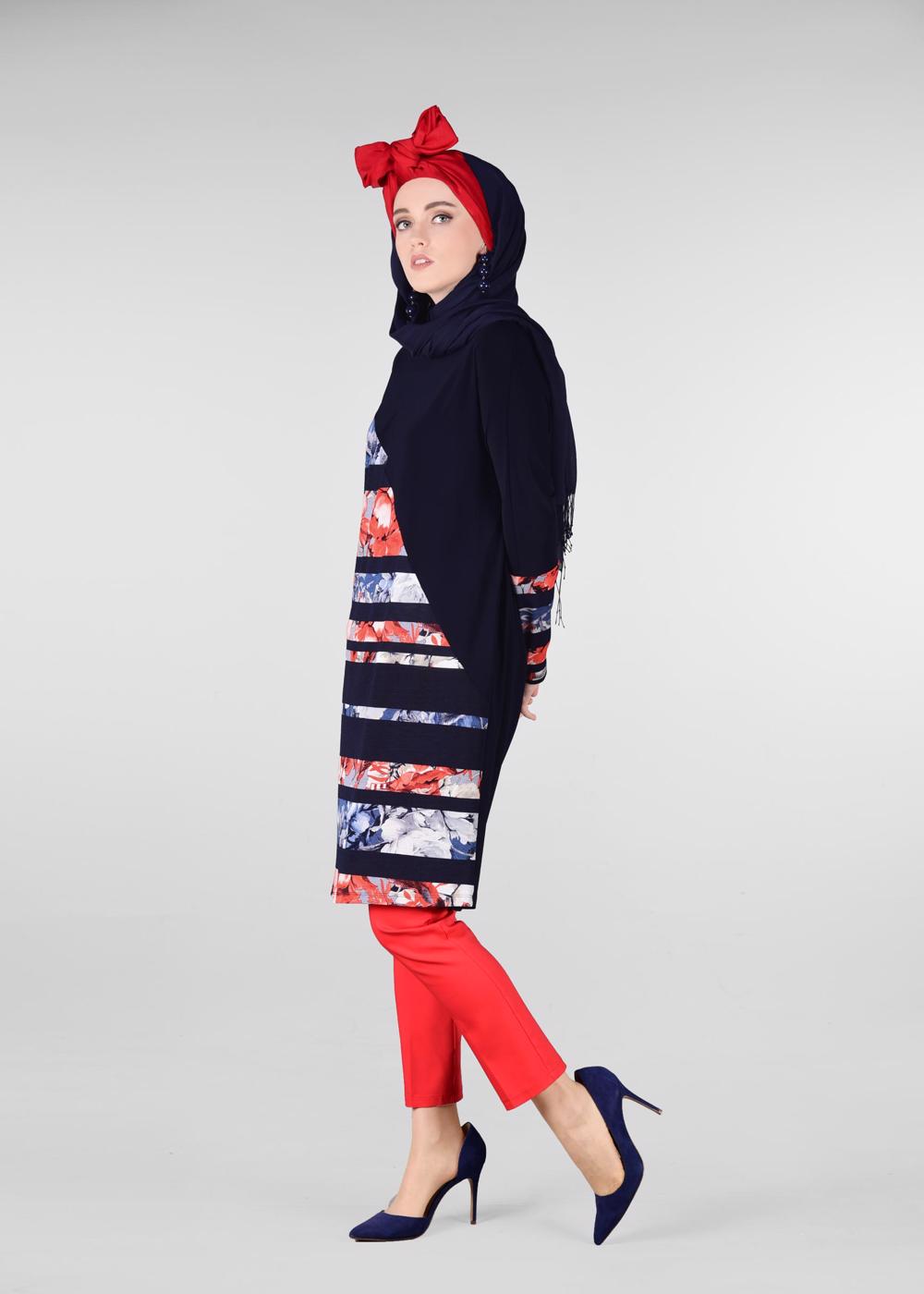 Tesettür giyim LACİVERT RENKLİ ÇİÇEK ŞERİTLİ TUNİK 4110 