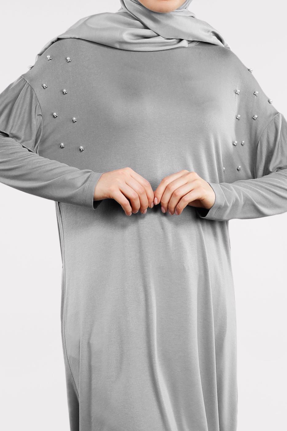 Tesettür giyim GRİ İNCİ VE BONCUK İŞLEMELİ TUNİK 4345 