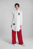 Tesettür giyim BEYAZ PUL PAYET VE PÜSKÜL DETAYLI TUNİK 4829