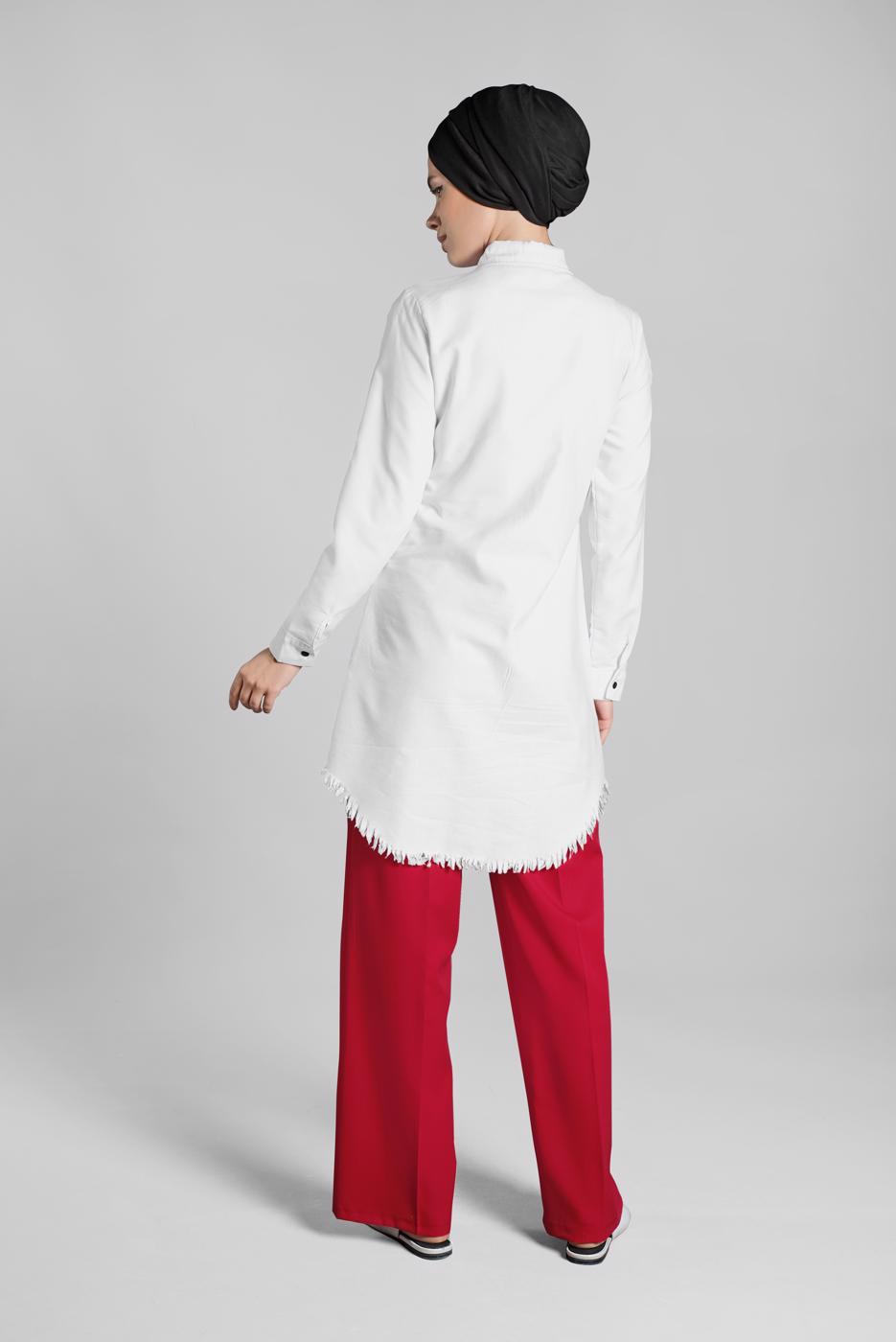Tesettür giyim BEYAZ PUL PAYET VE PÜSKÜL DETAYLI TUNİK 4829