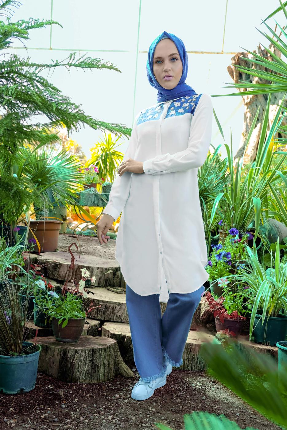 Tesettür giyim KREM NAKIŞ VE BONCUK İŞLEMELİ TUNİK 4903