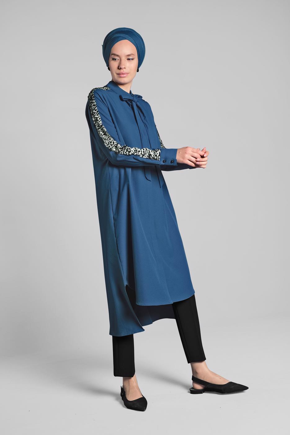 Tesettür giyim LACİVERT KOLLARI PUL PAYETLİ TUNİK 5032