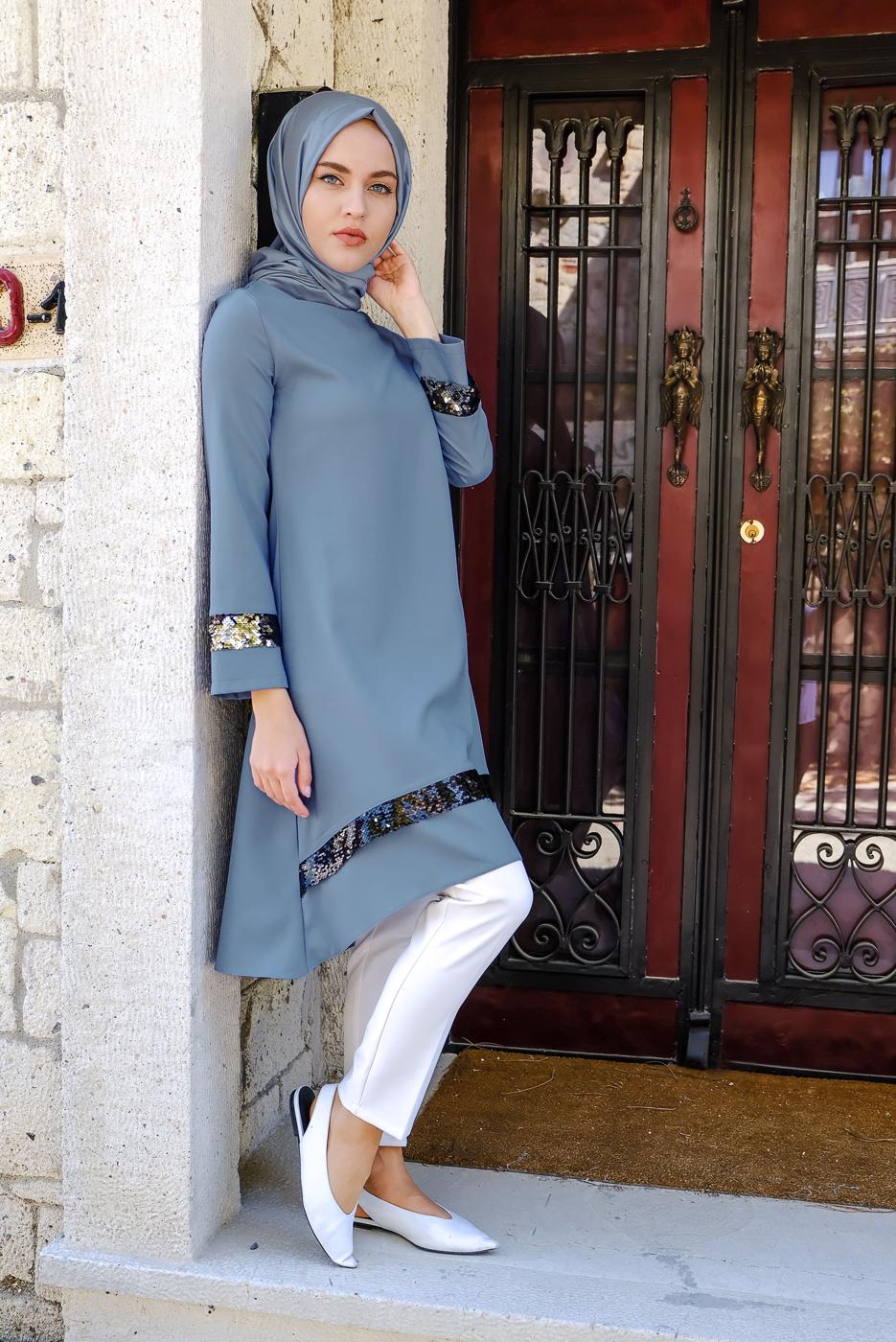 Tesettür giyim MAVİ PUL PAYETLİ ETEK UCU OVAL KESİM VOLANLI TUNİK 6284