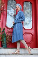 Tesettür giyim LACİVERT ÖRME KEMERLİ ÇITÇITLI DENİM TUNİK 7103