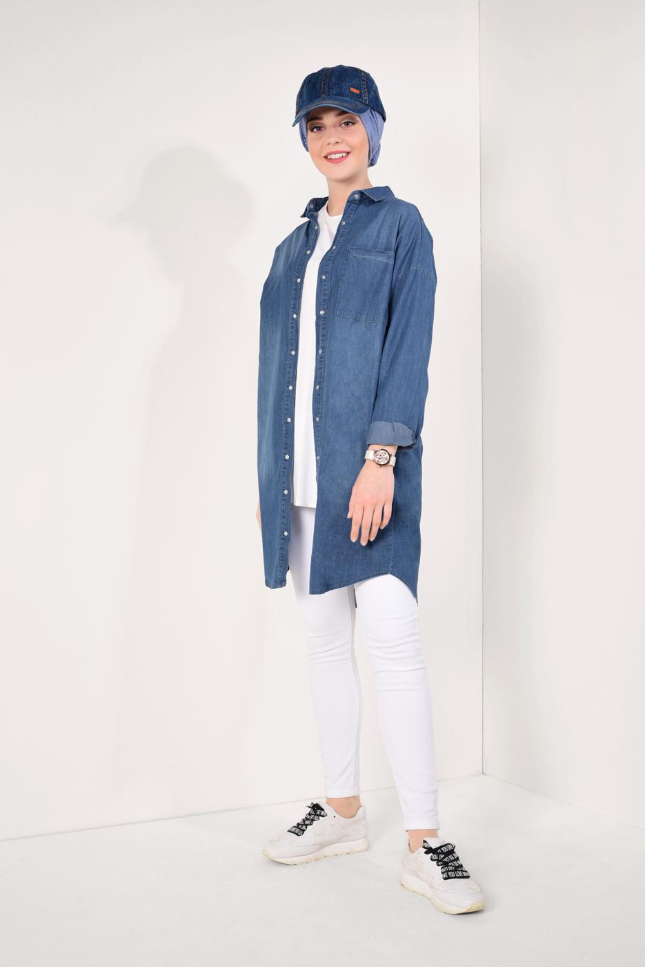 Tesettür giyim MAVİ CEP DETAYLI ÖNÜ  ÇITÇITLI DENİM TUNİK T 7134 