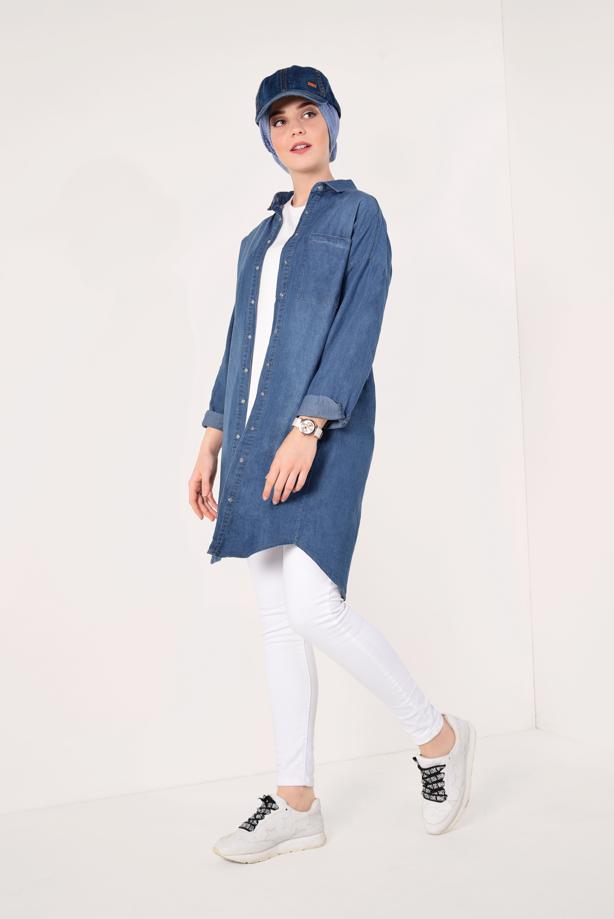 Tesettür giyim MAVİ CEP DETAYLI ÖNÜ  ÇITÇITLI DENİM TUNİK T 7134  - TRENDTESETTÜR