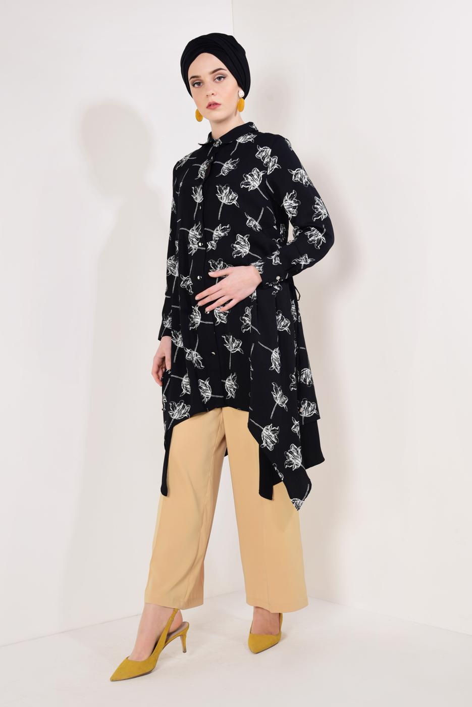 Tesettür giyim SİYAH FLORAL DESENLİ ASİMETRİK TUNİK T 8126