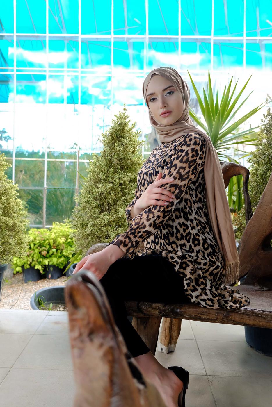 Hijab clothing BLACK PRINTED TUNIC 9101 