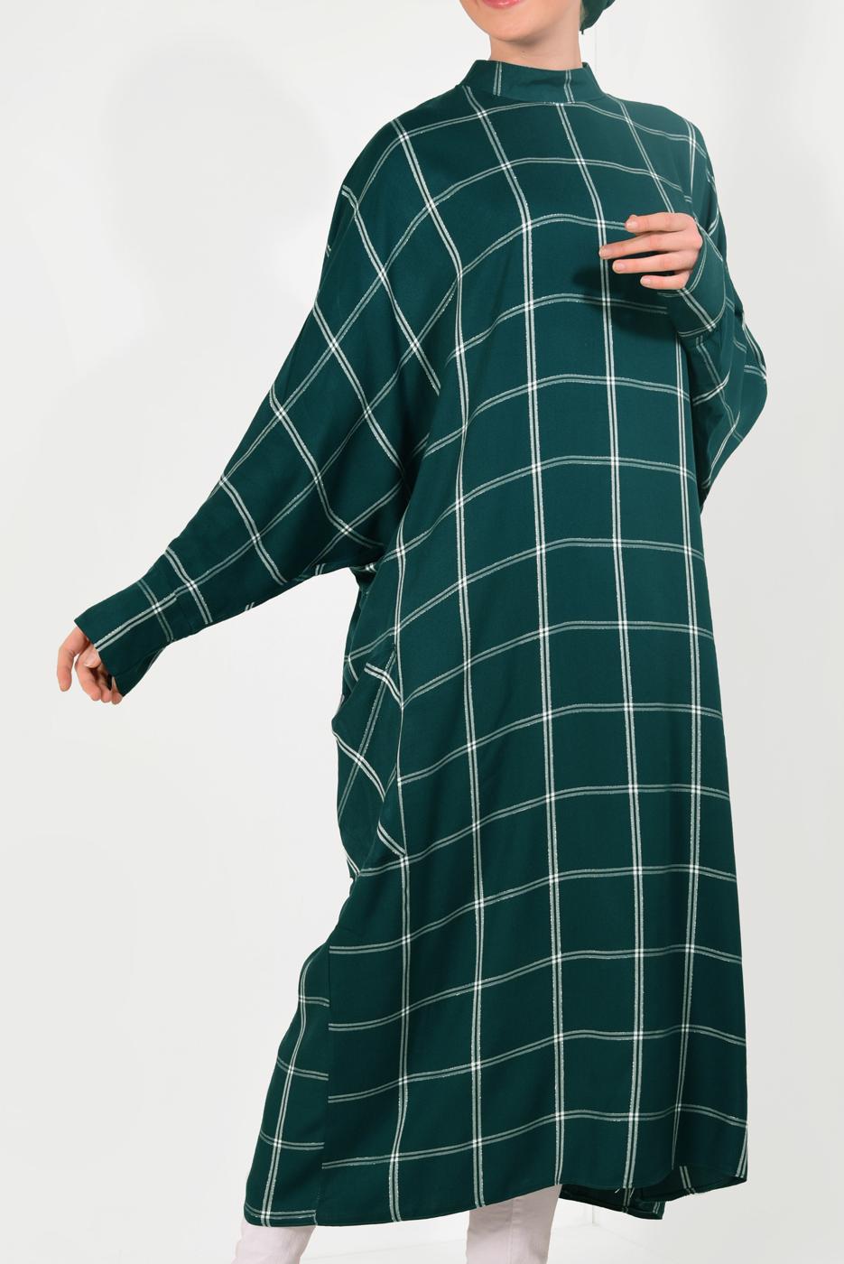 Tesettür giyim YEŞİL KARE DESENLİ SALAŞ UZUN TUNİK T 9426