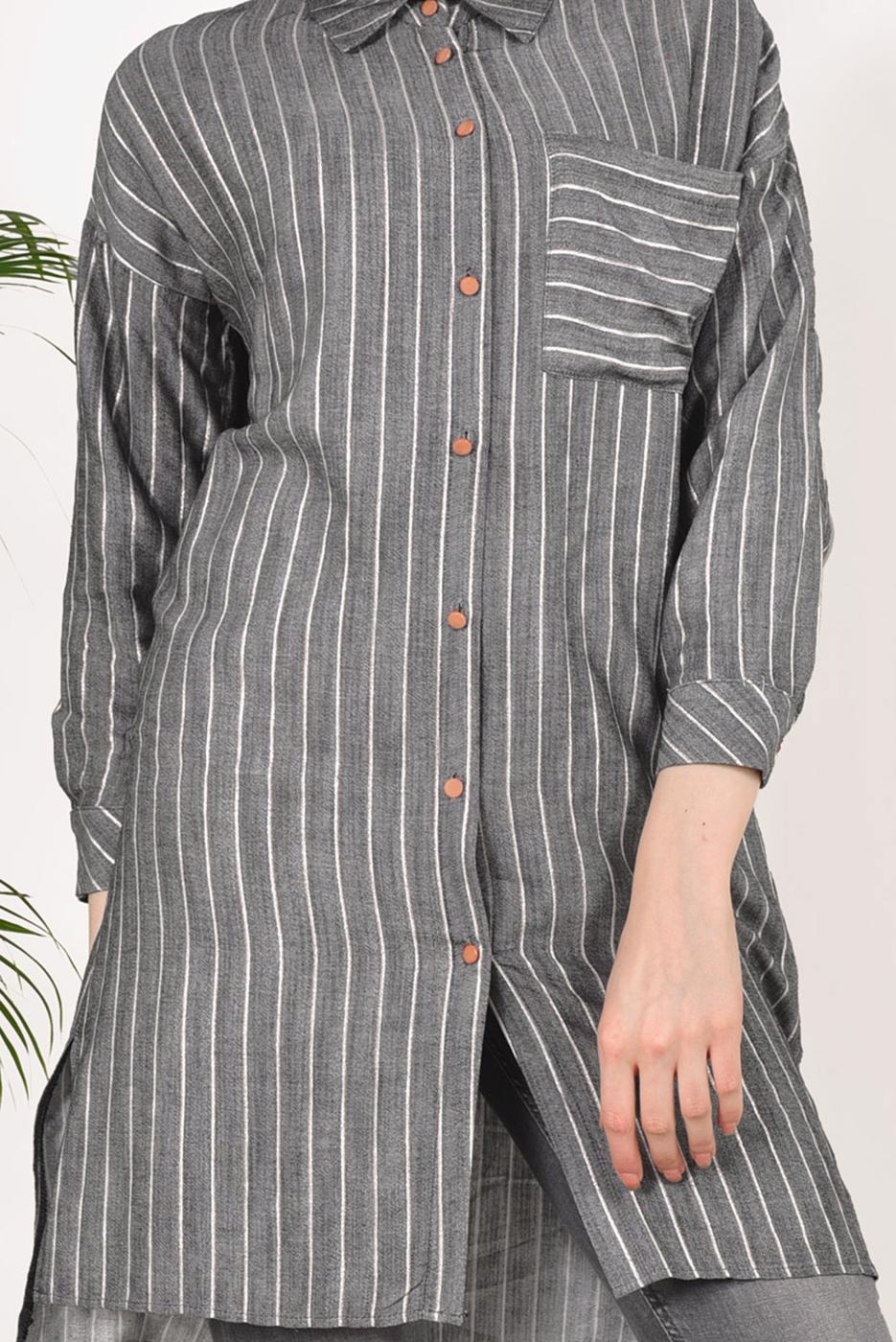 Tesettür giyim SİYAH YANLARI YIRTMAÇLI ÇİZGİ DESENLİ PAMUKLU TUNİK 9526