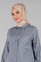 Tesettür giyim LACİVERT YANLARI YIRTMAÇLI ÇİZGİ DESENLİ PAMUKLU TUNİK 9526