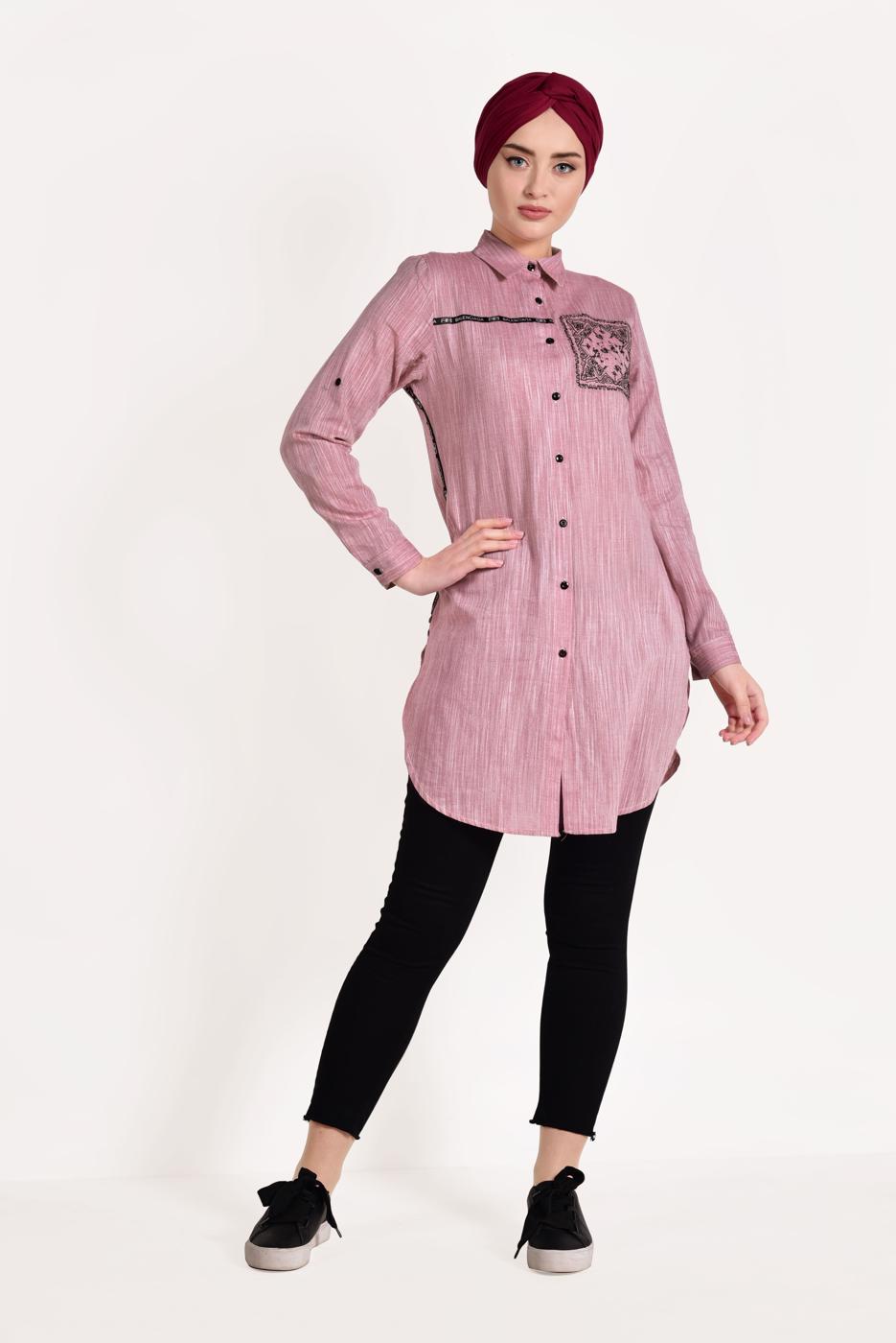 Tesettür giyim KIRMIZI NAKIŞ DETAYLI ÖNÜ DÜĞMELİ TUNİK 9729 