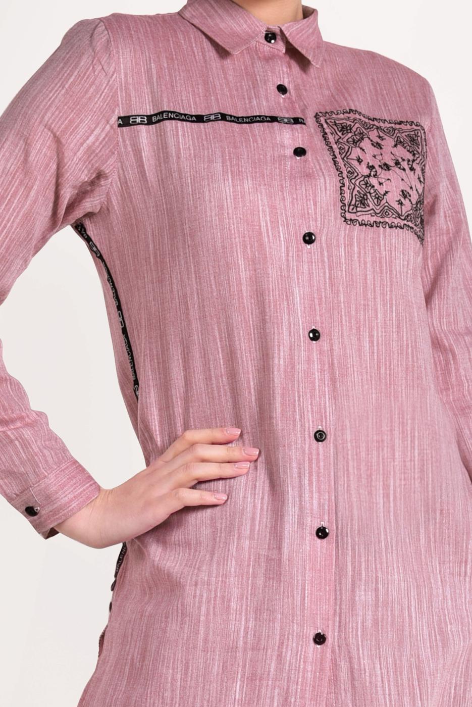 Tesettür giyim KIRMIZI NAKIŞ DETAYLI ÖNÜ DÜĞMELİ TUNİK 9729 