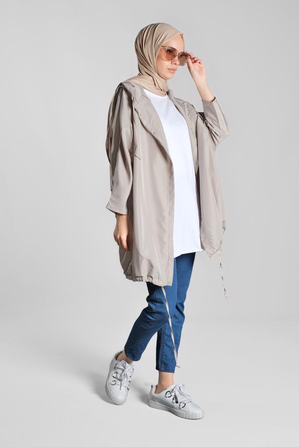 Tesettür giyim  ETEK UCU BAĞCIKLI BASKI DETAYLI YAĞMURLUK T 4203-2 - TRENDTESETTÜR