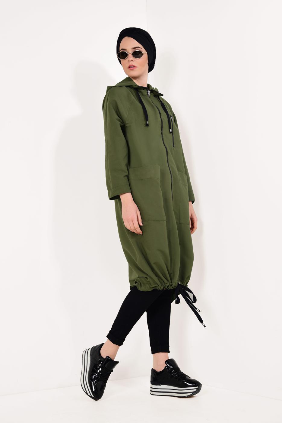 Tesettür giyim HAKİ FERMUARLI VE KAPÜŞONLU TRENÇKOT T 21044	