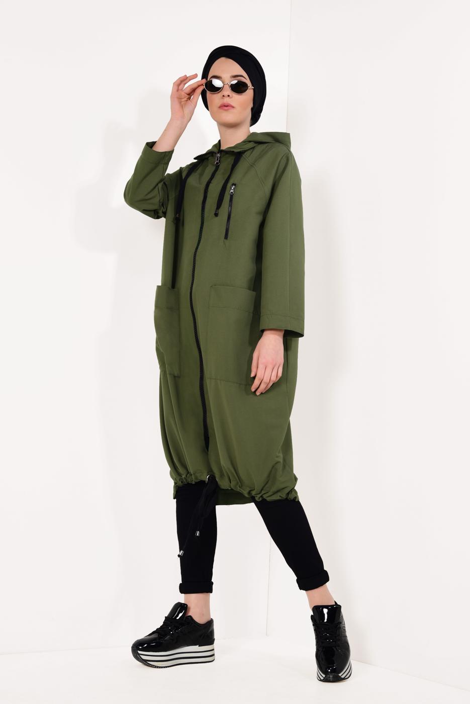 Tesettür giyim HAKİ FERMUARLI VE KAPÜŞONLU TRENÇKOT T 21044	