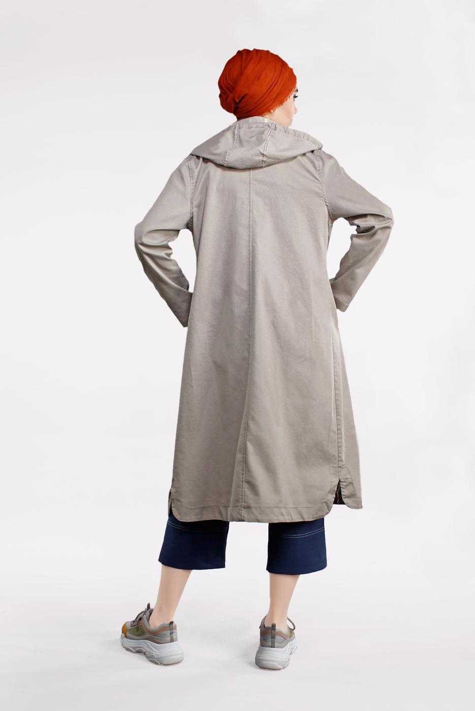 Tesettür giyim BEJ ÖNDEN ÇITÇITLI VE FERMUARLI DENİM TRENÇKOT 630