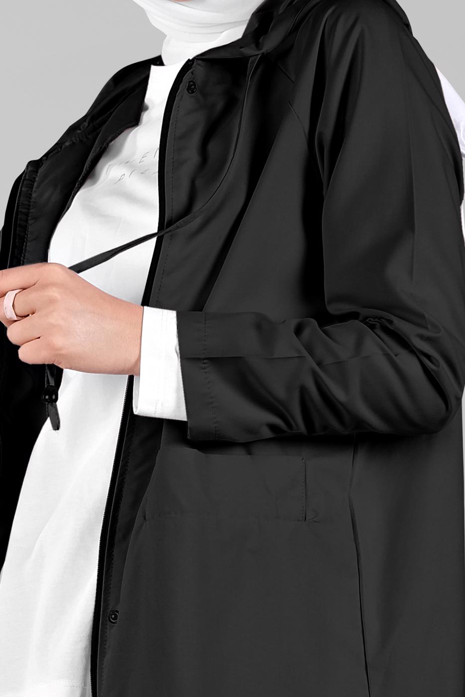 Tesettür giyim SİYAH CEPLİ ÖNDEN FERMUARLI TRENÇKOT 920