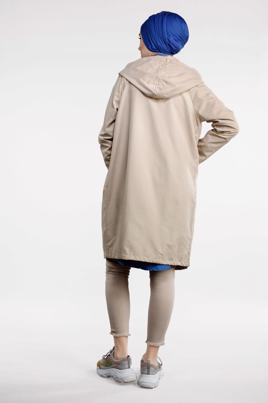 Tesettür giyim BEJ CEPLİ ÖNDEN FERMUARLI TRENÇKOT 920