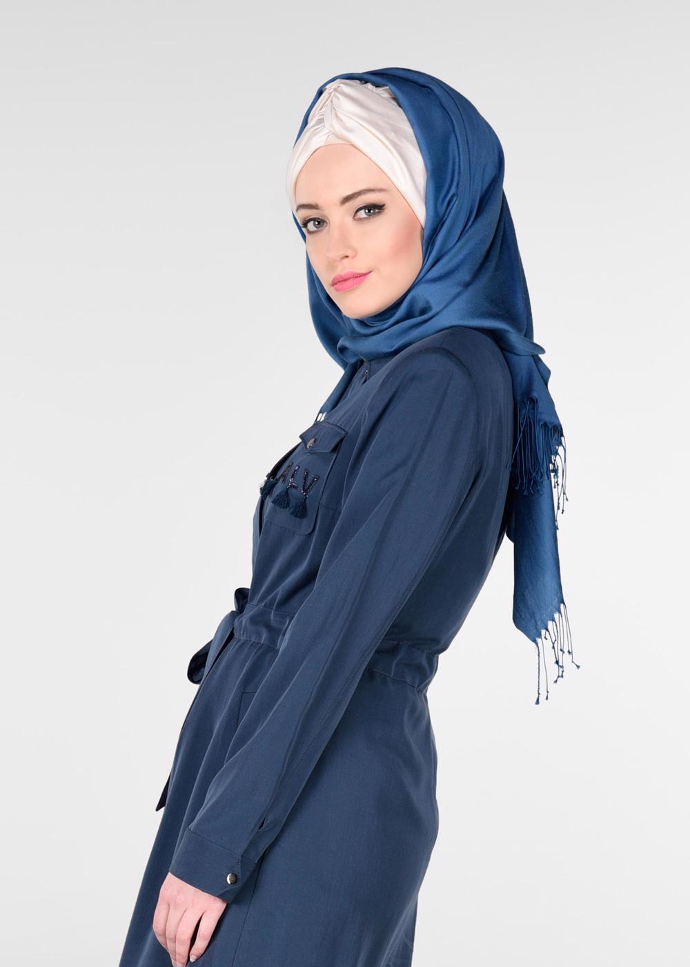 Tesettür giyim LACİVERT ETEK UCU VOLANLI GİZLİ DÜĞMELİ TRENÇKOT 1201