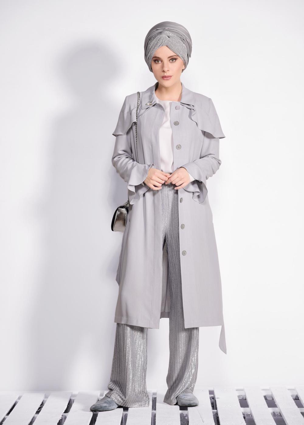 Tesettür giyim GRİ VOLANLI GİZLİ DÜĞMELİ TRENÇKOT 1205 