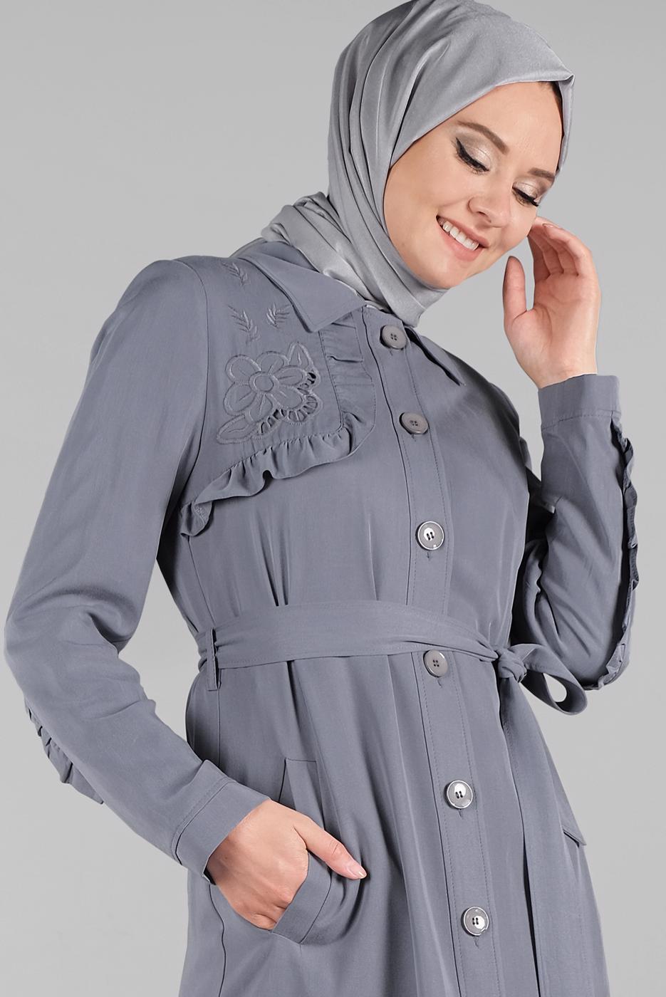 Tesettür giyim GRİ BELİ KUŞAKLI DÜĞMELİ TRENÇKOT 1206