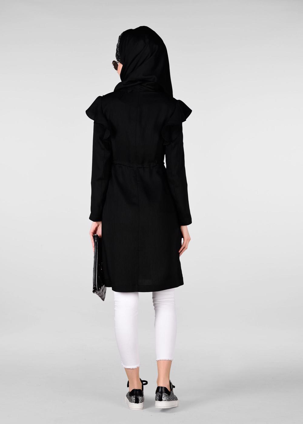 Tesettür giyim SİYAH OMUZLARI FIRFIRLI İNCİ DETAYLI TRENÇKOT 1211