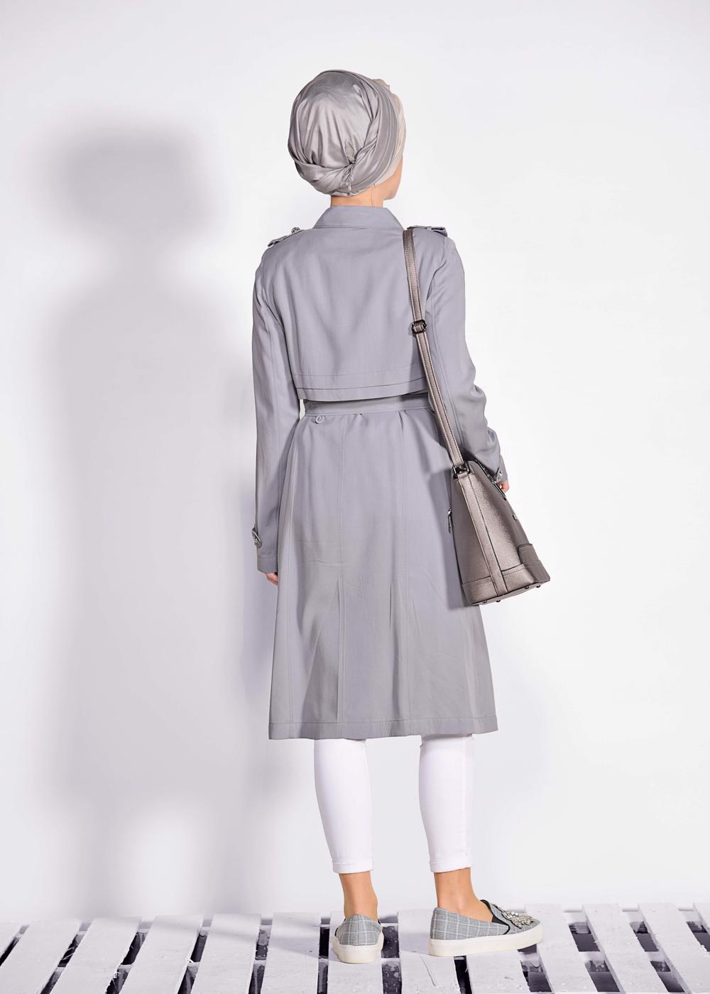 Tesettür giyim GRİ BEL VE MANŞETİ KEMERLİ DÜĞMELİ TRENÇKOT 1224