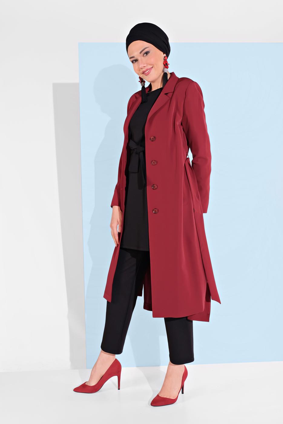 Tesettür giyim KIRMIZI KUŞAKLI DÜĞMELİ TRENÇKOT 1404