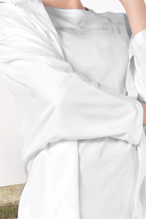 Tesettür giyim  BOYDAN DÜĞMELİ KAPÜŞONLU YAĞMURLUK 4203 - TRENDTESETTÜR