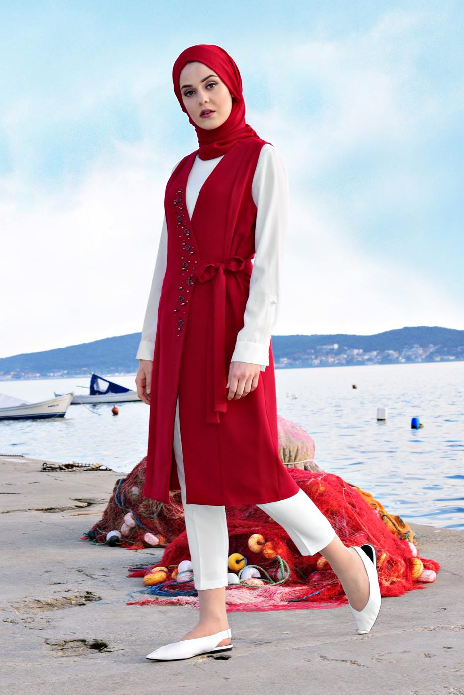 Vêtements hijab ROUGE GILET BRODÉ 175610 