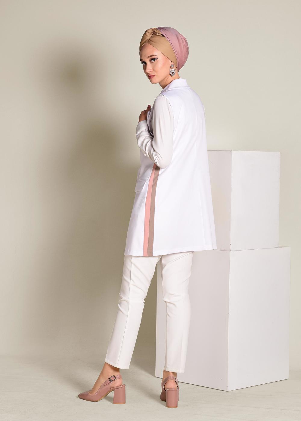 Tesettür giyim BEYAZ YANLARI ŞERİTLİ KRUVAZE YELEK 4297