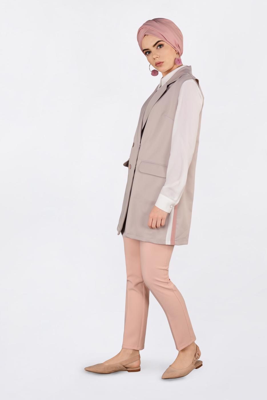 Tesettür giyim EKRU YANLARI ŞERİTLİ KRUVAZE YELEK 4297