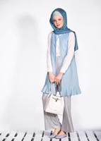 Tesettür giyim MAVİ  ETEK UCU İNCİLİ VE VOLANLI YELEK 4331