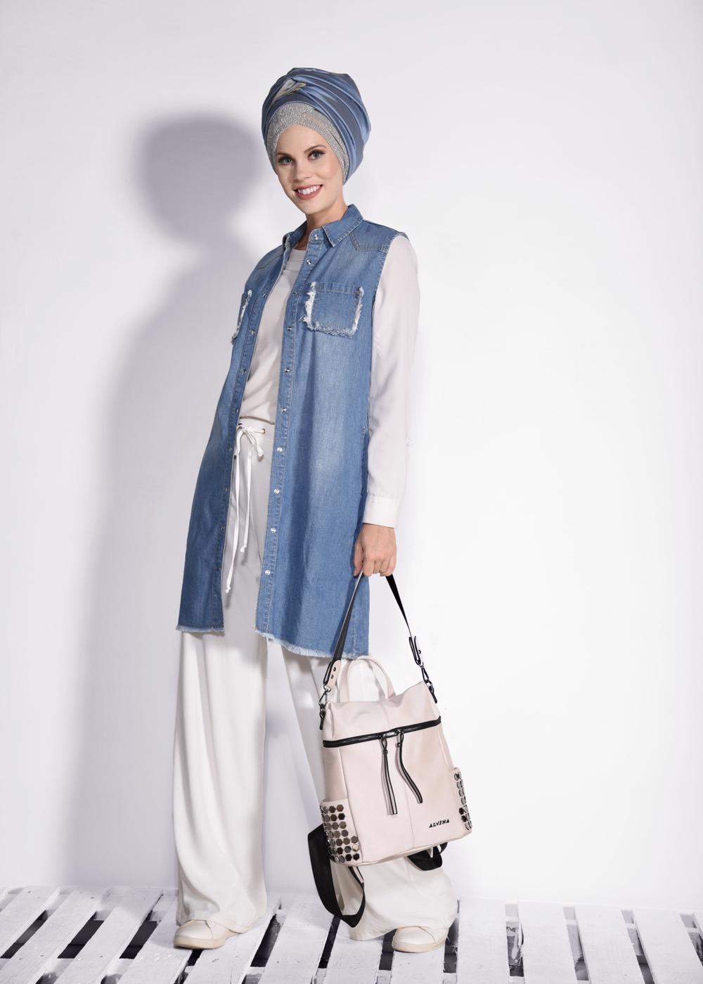 Tesettür giyim MAVİ ETEK UCU PÜSKÜLLÜ DENİM YELEK 4952