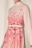 Tesettür giyim PUDRA ALVİNA FLORAL DESENLİ BELİ KUŞAKLI ELBİSE 4144