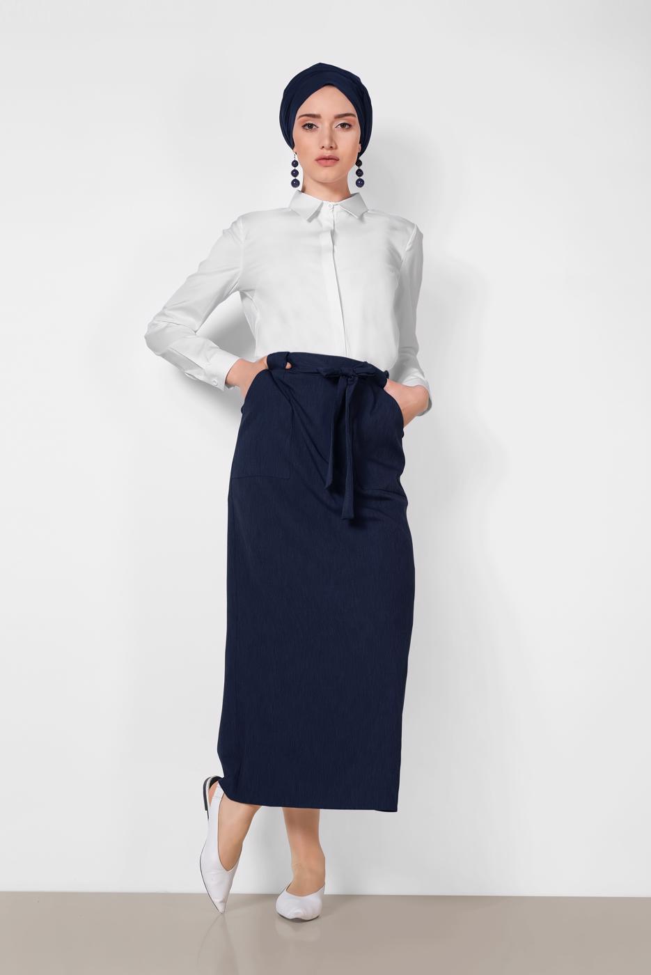 Tesettür giyim LACİVERT ALVİNA BEL KISMI KUŞAKLI ETEK 6372