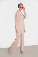 Tesettür giyim BEJ ALVİNA YAKA KISMI BÜZGÜLÜ 2&prime;Lİ PANTOLONLU TAKIM 4325