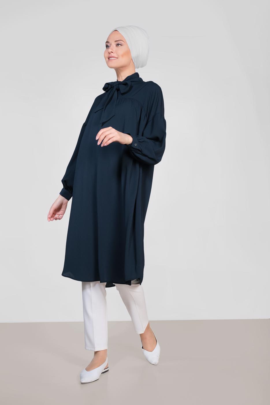 Tesettür giyim LACİVERT ALVİNA YAKASI BAĞLAMALI SALAŞ TUNİK 4111